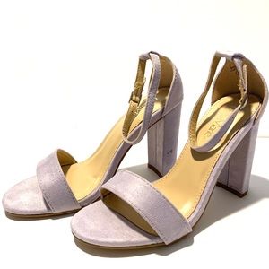 Bella Marie Ankle Strap Block Heel Size 8